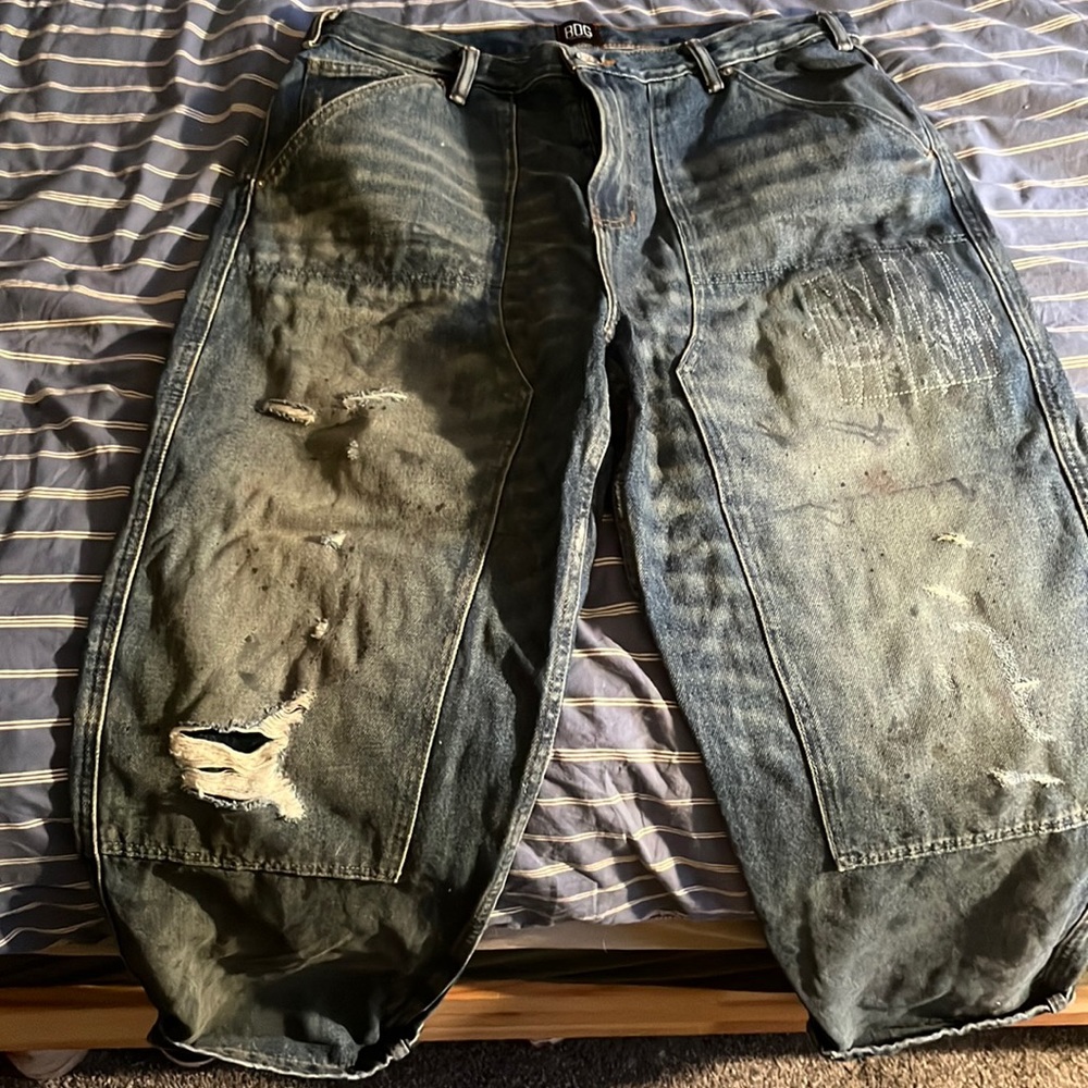 BDG Distressed Jeans